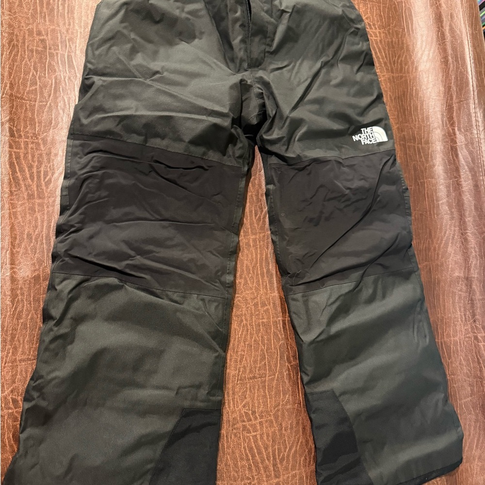 North Face Kids Ski Pants in Black (10)